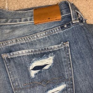Lucky brand ripped slim boyfriend jeans